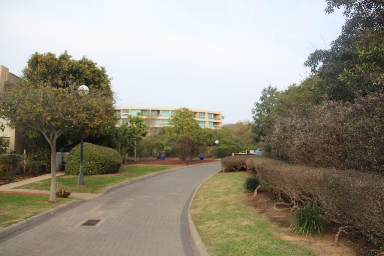 The Beach Garden Apt. Caesarea Exterior photo